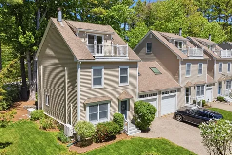 5 Yorke Ridge Way York ME 03909