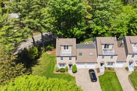 5 Yorke Ridge Way York ME 03909
