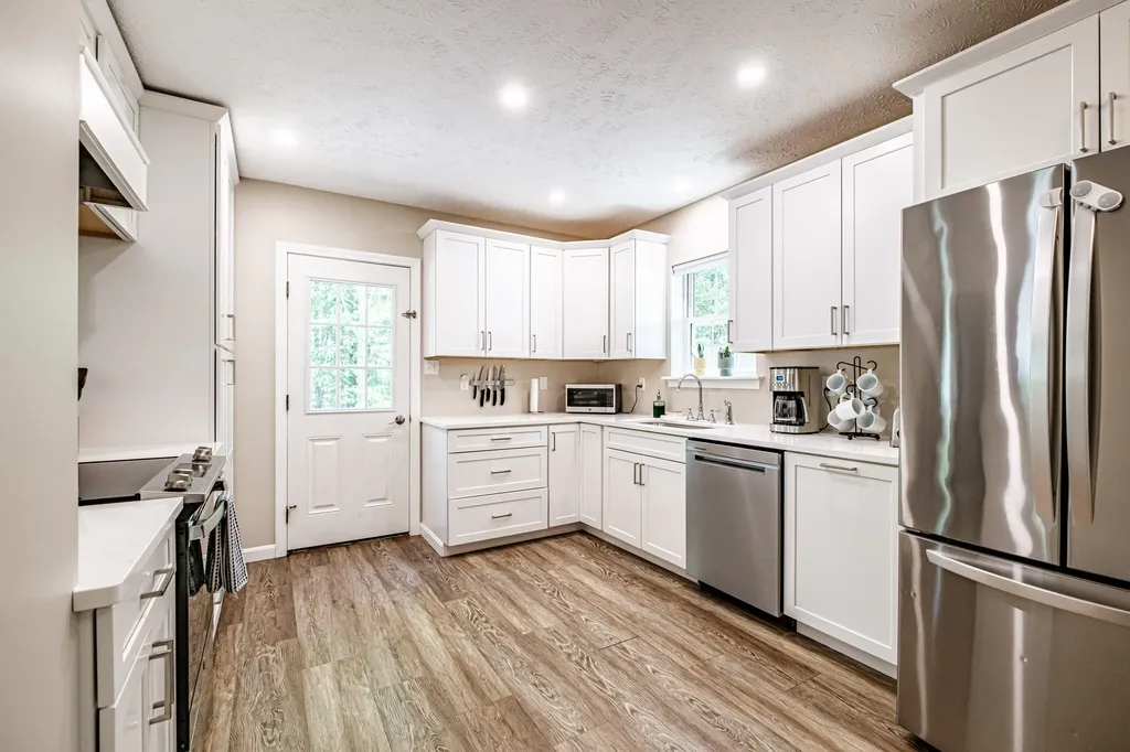 37 Dakota Drive Windham ME 04062