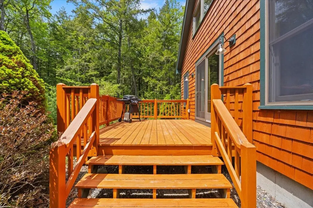 21 Basswood Bay Road Harrison ME 04040