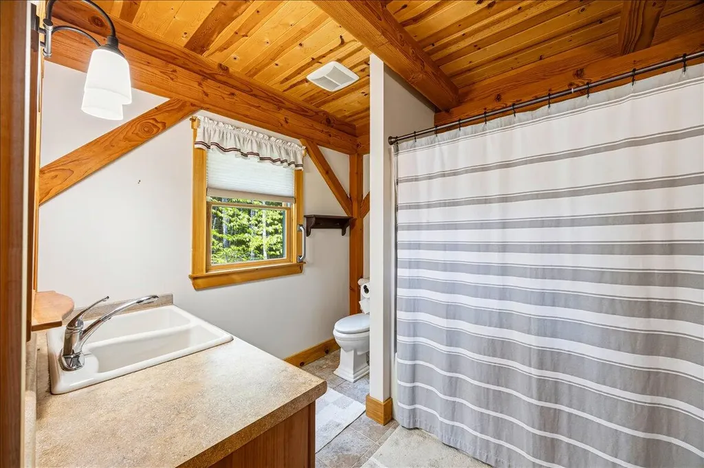 21 Basswood Bay Road Harrison ME 04040