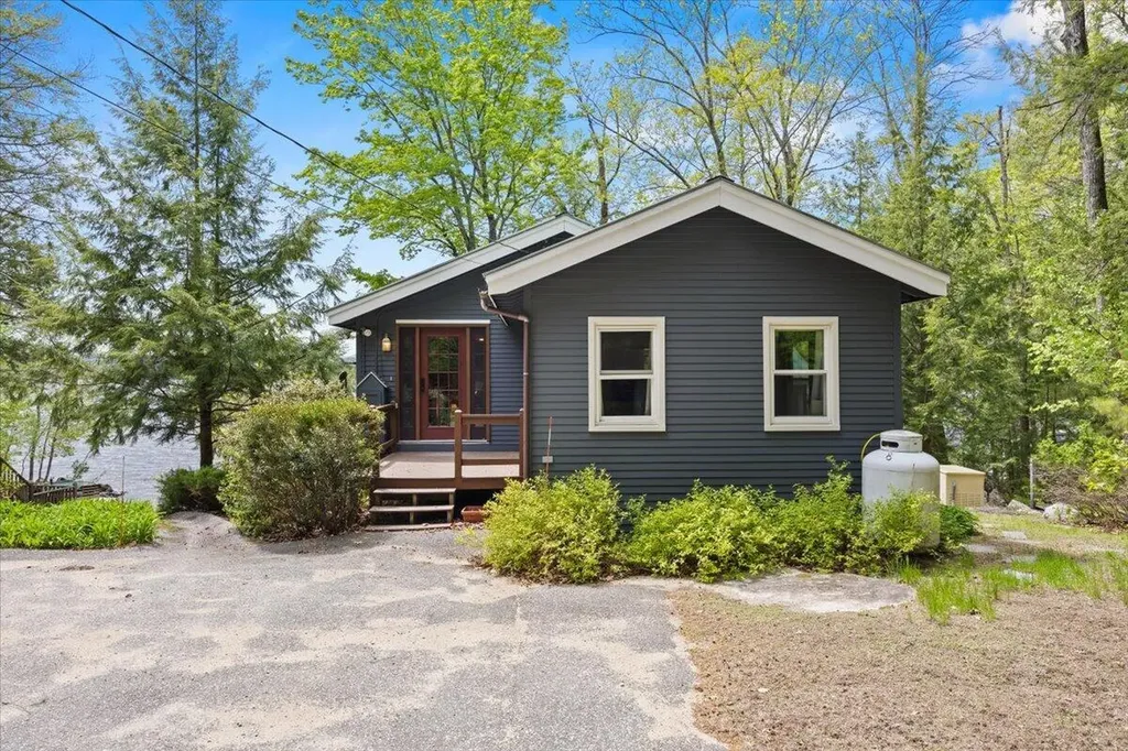 21 Basswood Bay Road Harrison ME 04040