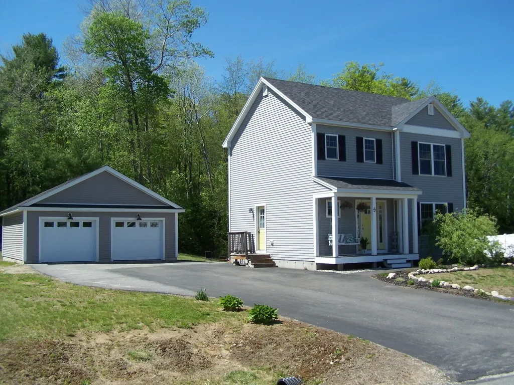 13 Champagne Lane Lisbon ME 04250