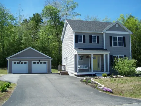 13 Champagne Lane Lisbon ME 04250