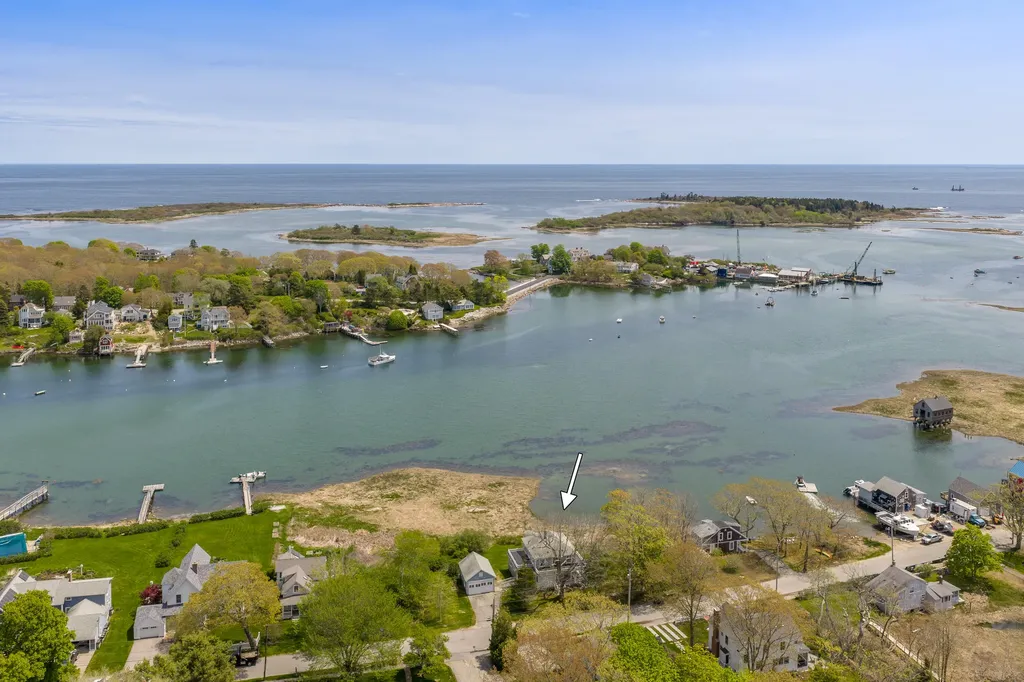 34 Langsford Road Kennebunkport ME 04046