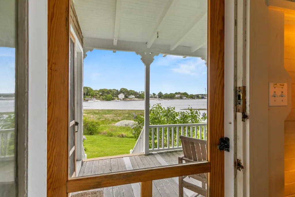 34 Langsford Road Kennebunkport ME 04046