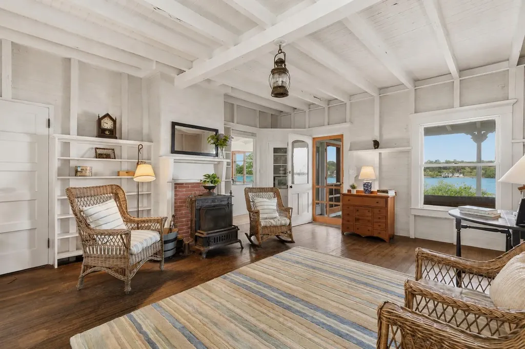 34 Langsford Road Kennebunkport ME 04046