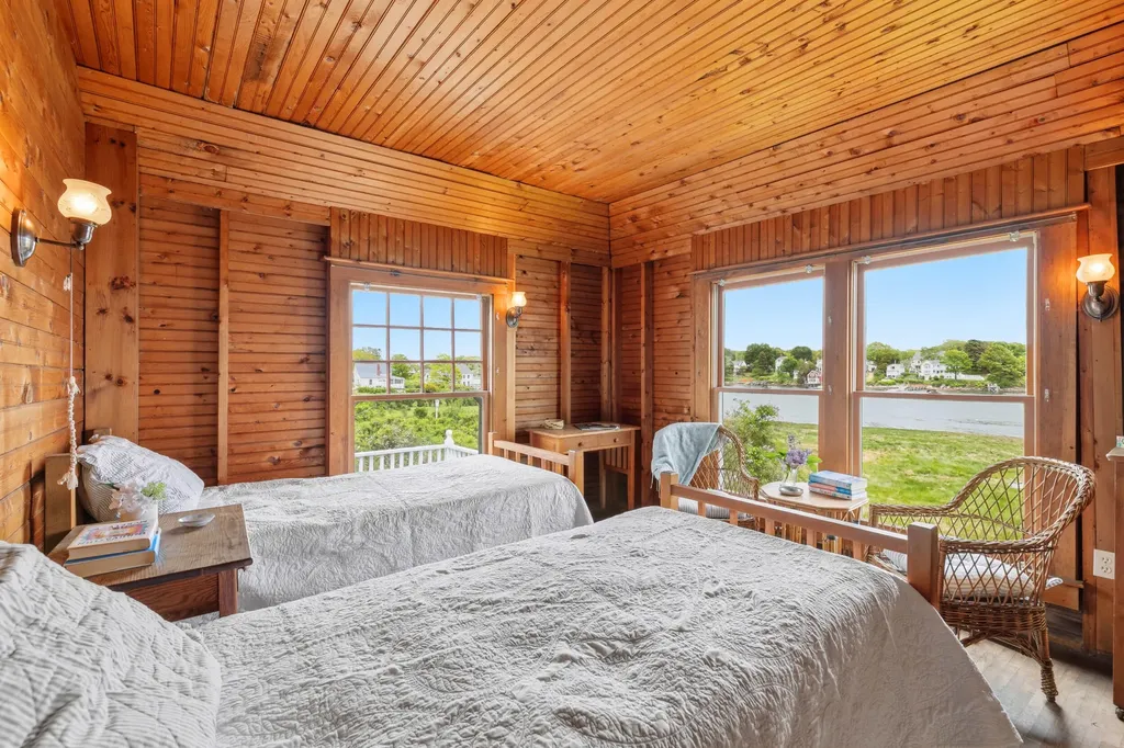 34 Langsford Road Kennebunkport ME 04046