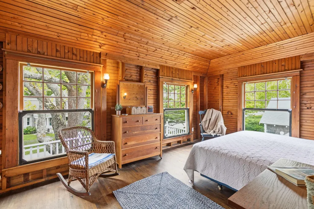 34 Langsford Road Kennebunkport ME 04046