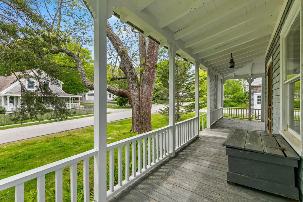 34 Langsford Road Kennebunkport ME 04046