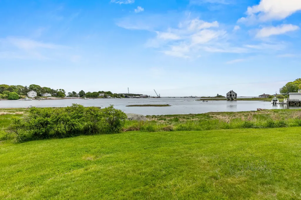34 Langsford Road Kennebunkport ME 04046