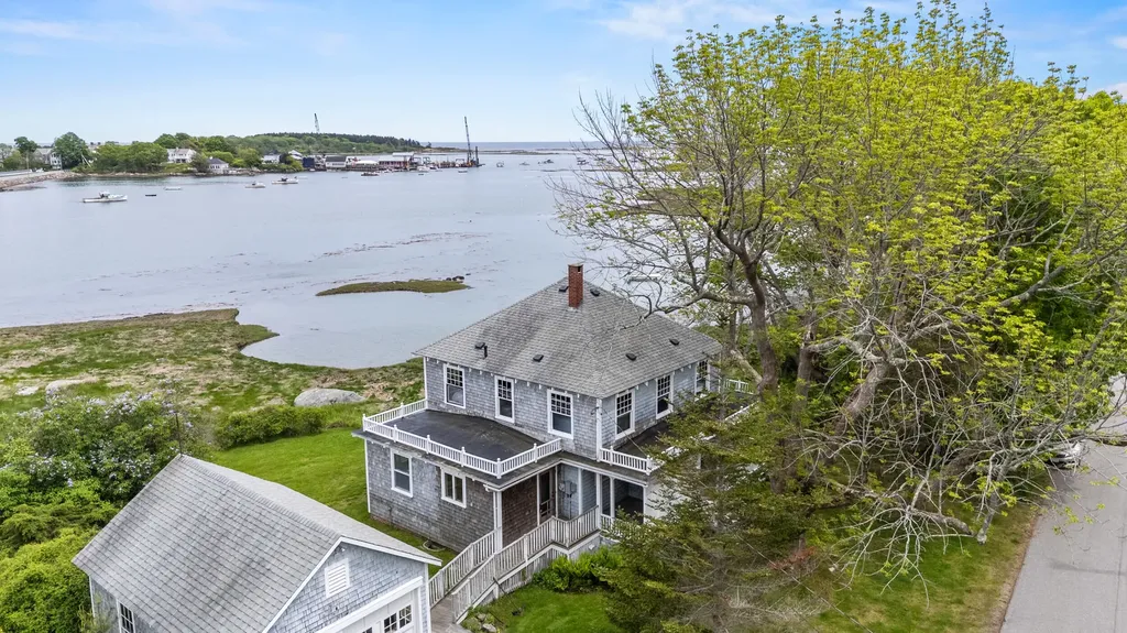 34 Langsford Road Kennebunkport ME 04046
