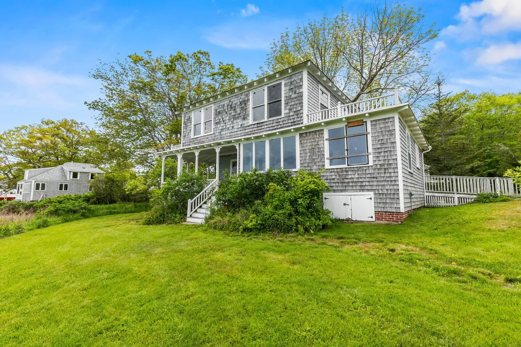 34 Langsford Road Kennebunkport ME 04046