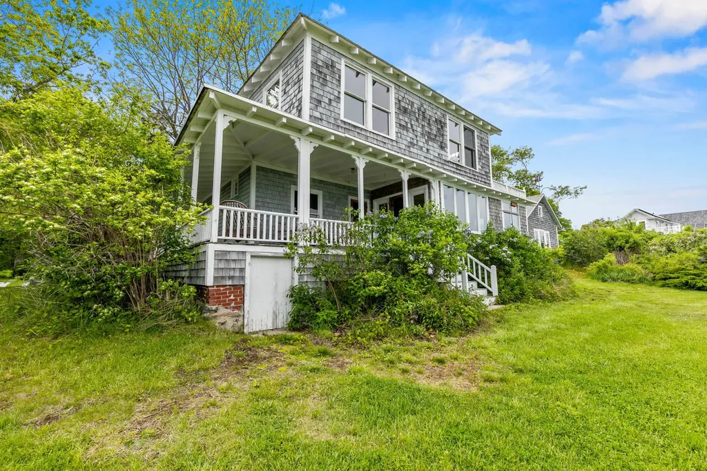 34 Langsford Road Kennebunkport ME 04046