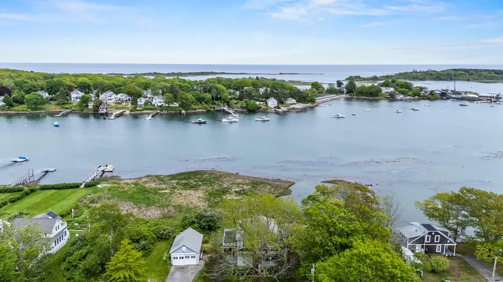 34 Langsford Road Kennebunkport ME 04046