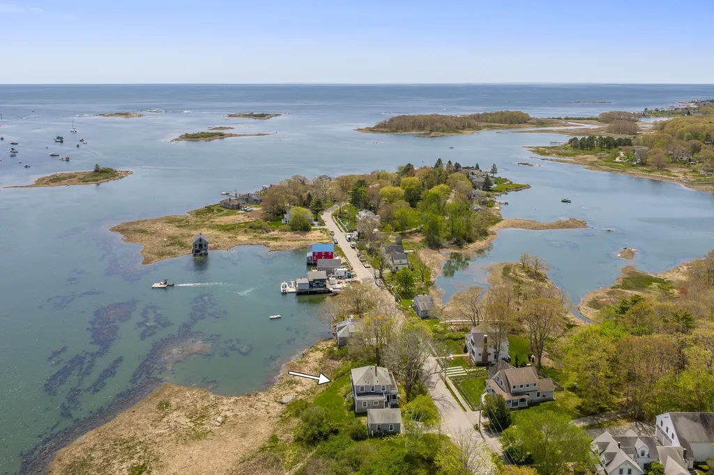 34 Langsford Road Kennebunkport ME 04046