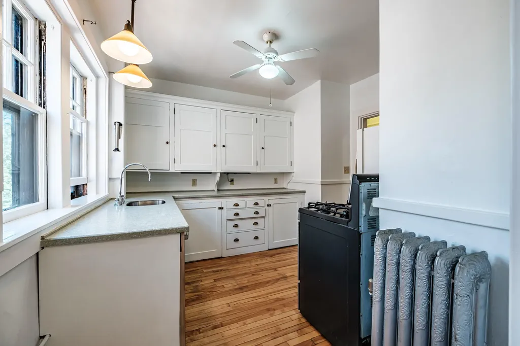199 Vaughan Street Portland ME 04102