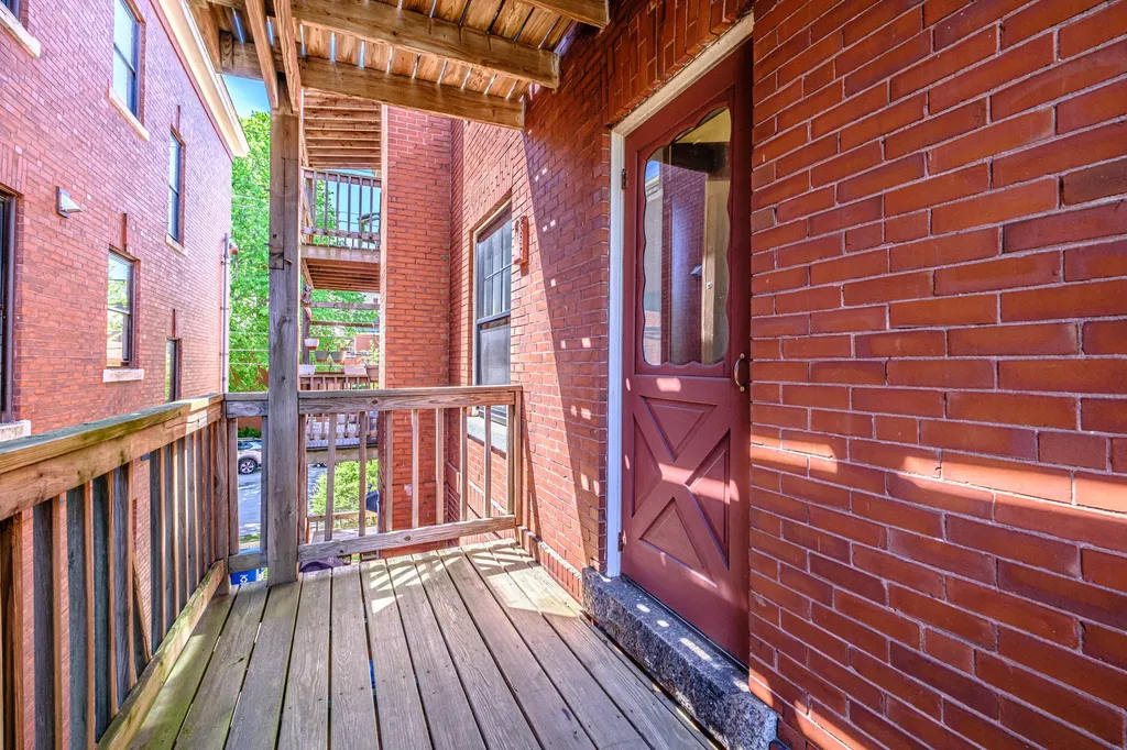 199 Vaughan Street Portland ME 04102