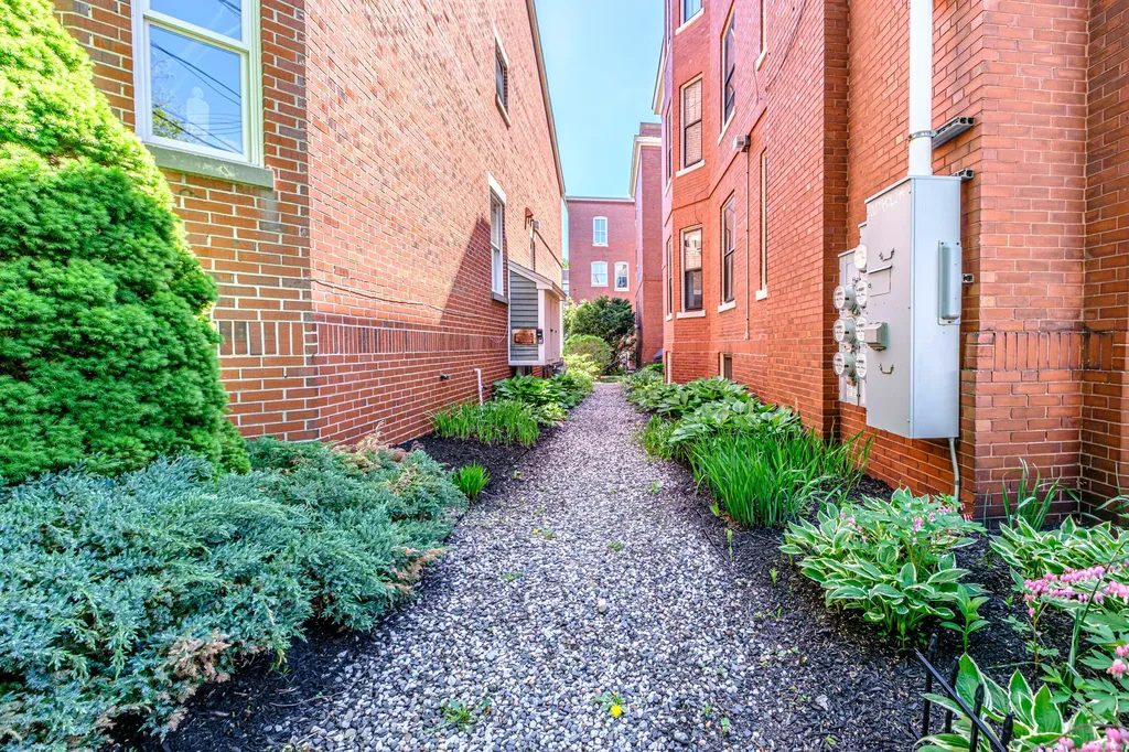 199 Vaughan Street Portland ME 04102