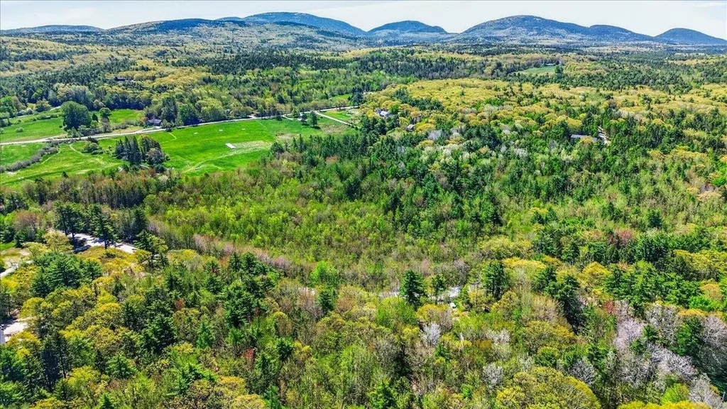 571 Crooked Road Bar Harbor ME 04609