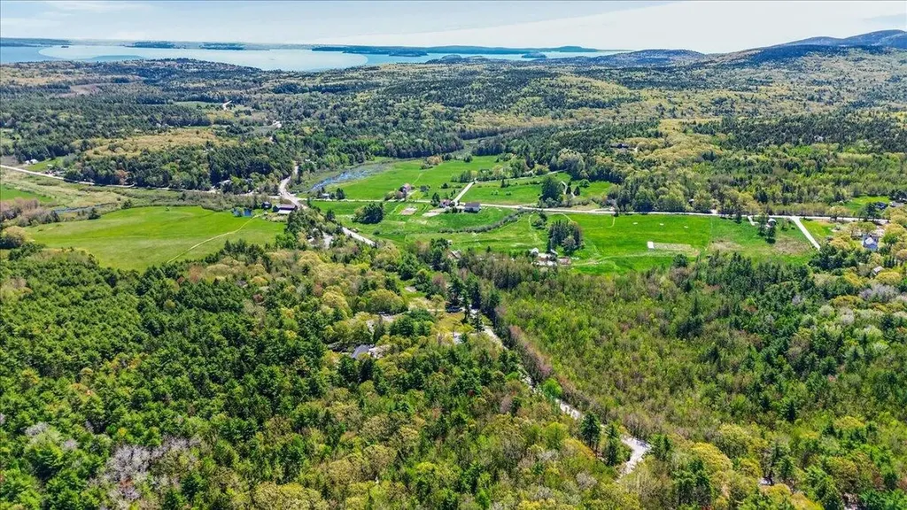 571 Crooked Road Bar Harbor ME 04609