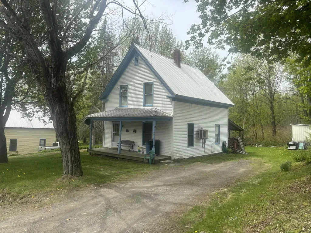 16 Winter Street Guilford ME 04443