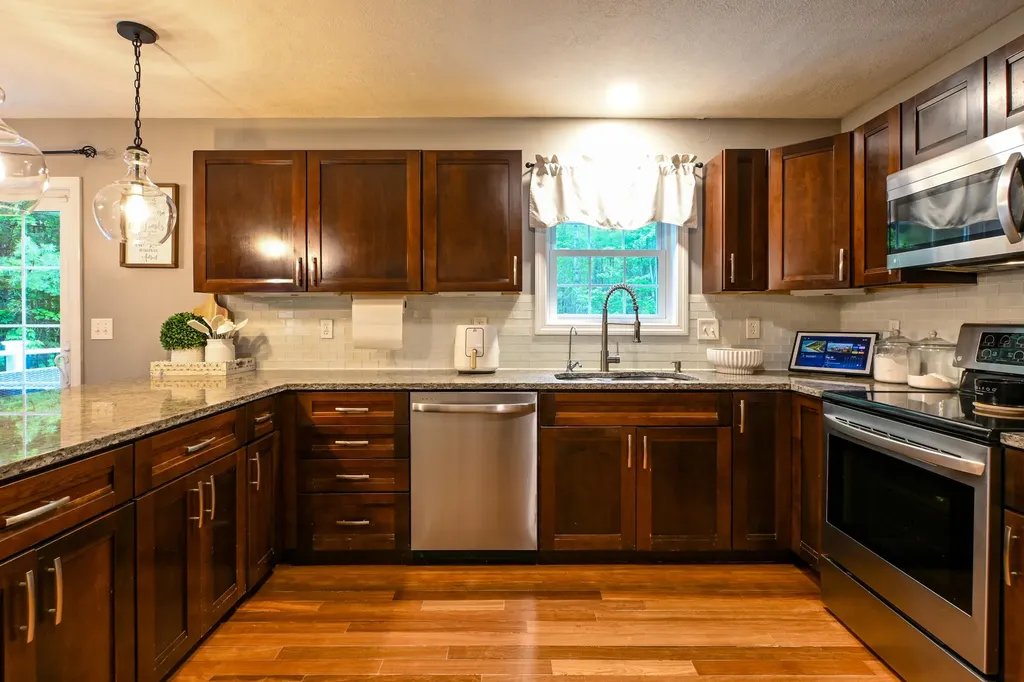15 Danylle Drive Limington ME 04049