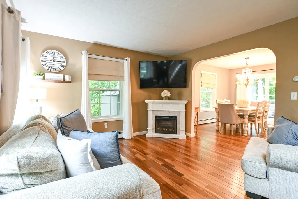 15 Danylle Drive Limington ME 04049