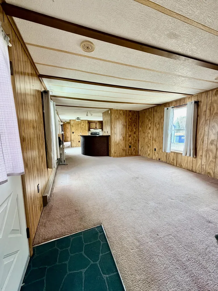 15 West Street Machias ME 04654