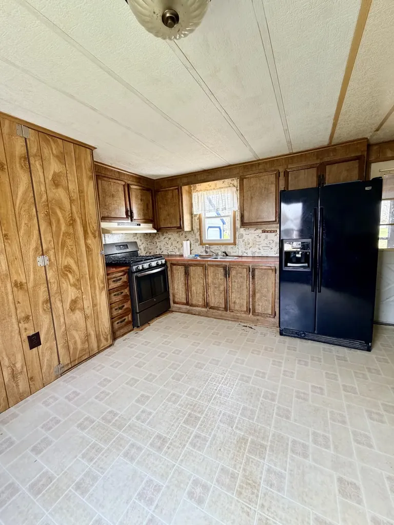 15 West Street Machias ME 04654
