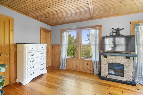 18 Duck Cove Lane Gardiner ME 04345