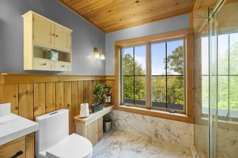 18 Duck Cove Lane Gardiner ME 04345