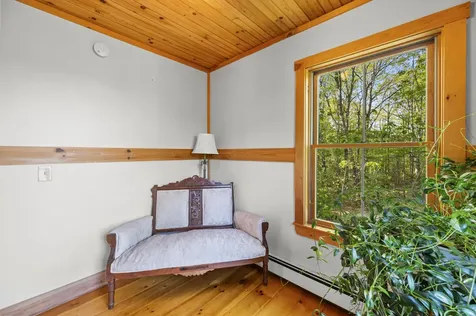 18 Duck Cove Lane Gardiner ME 04345