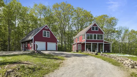 18 Duck Cove Lane Gardiner ME 04345
