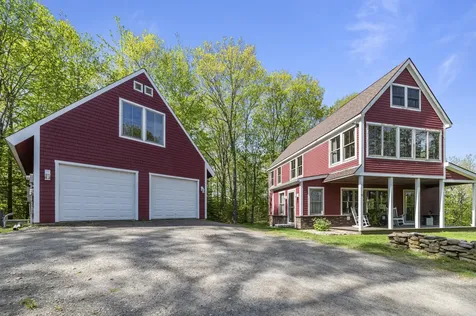 18 Duck Cove Lane Gardiner ME 04345