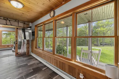 18 Duck Cove Lane Gardiner ME 04345