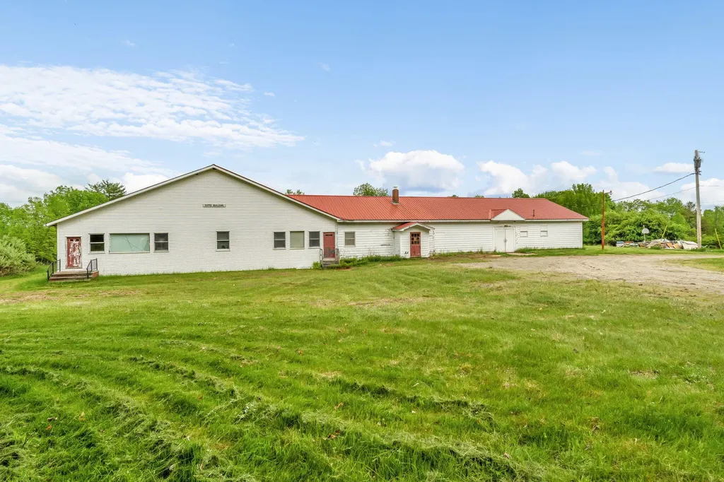 99 Easy Street Canaan ME 04924