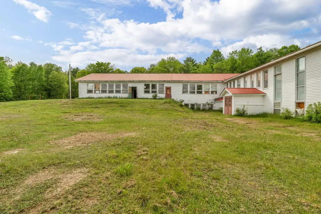 99 Easy Street Canaan ME 04924