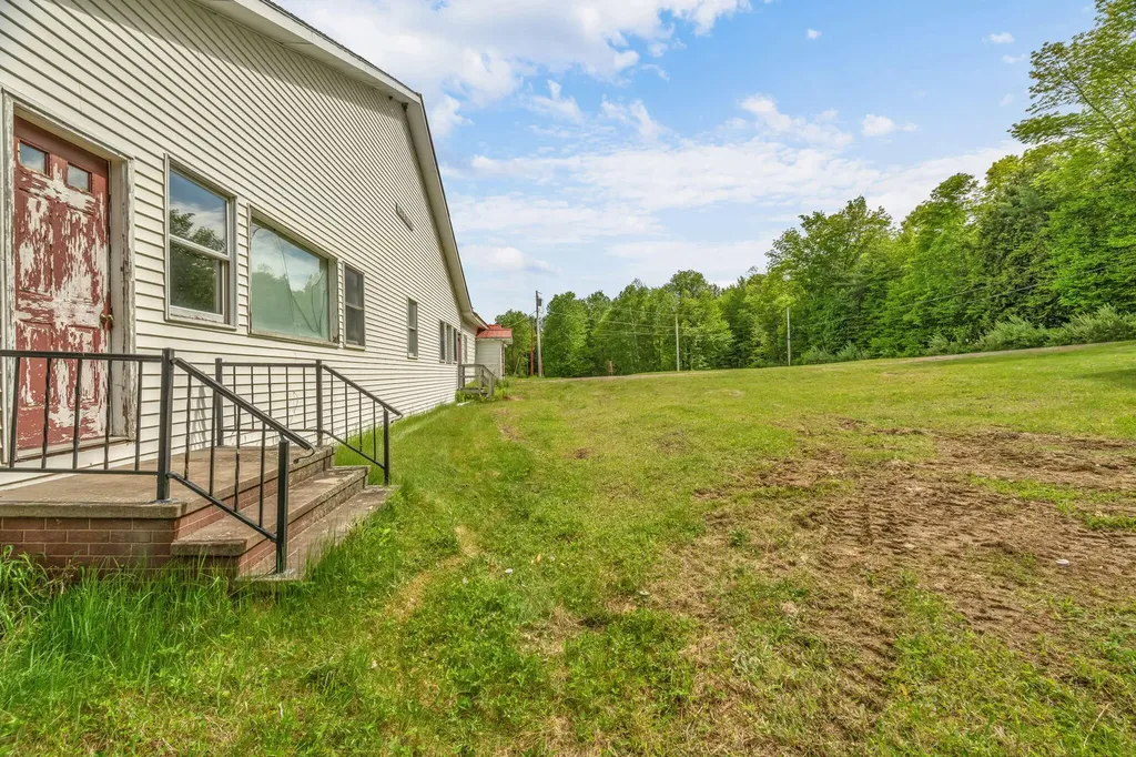 99 Easy Street Canaan ME 04924