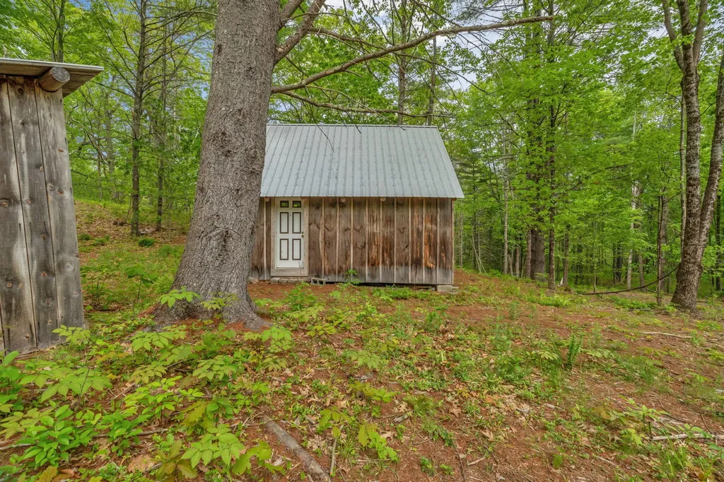 99 Easy Street Canaan ME 04924