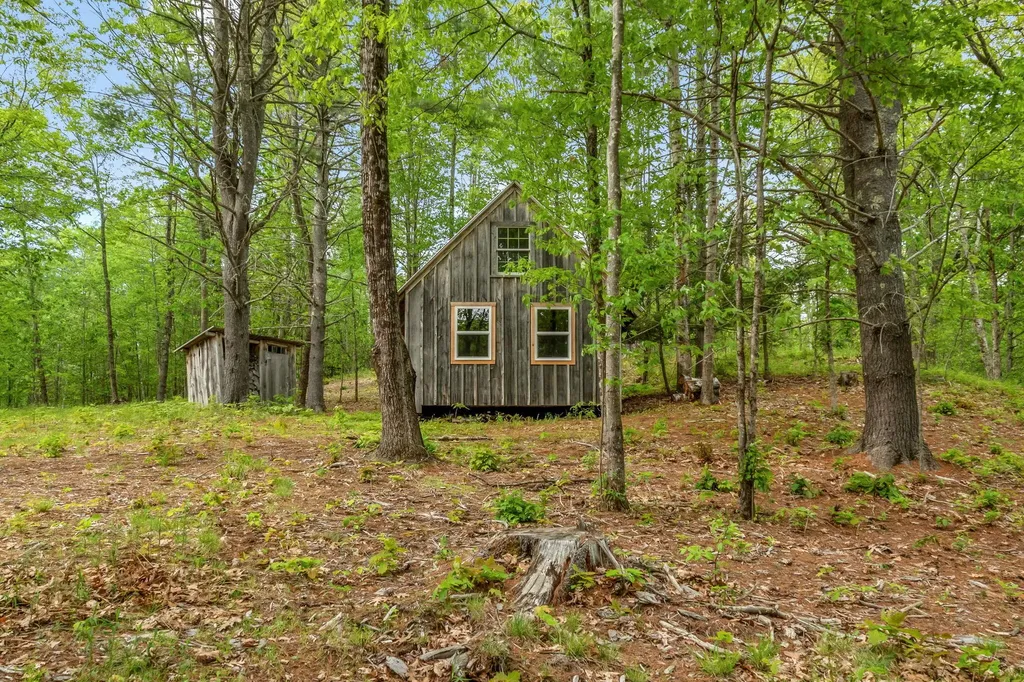 99 Easy Street Canaan ME 04924