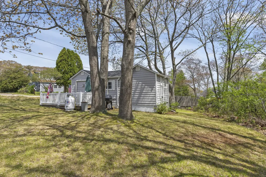 84 Stovers Point Road Harpswell ME 04079