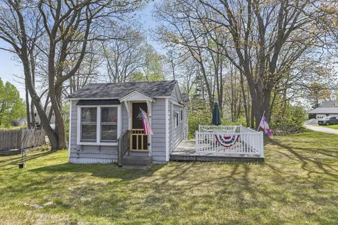 84 Stovers Point Road Harpswell ME 04079