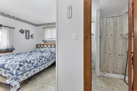 84 Stovers Point Road Harpswell ME 04079