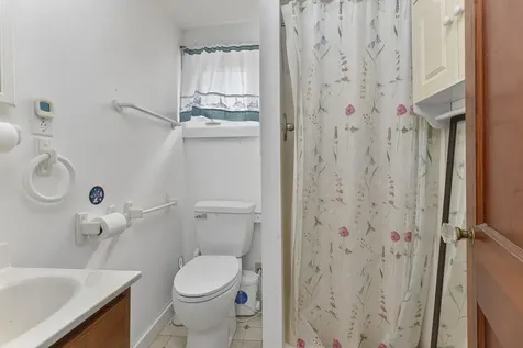 84 Stovers Point Road Harpswell ME 04079