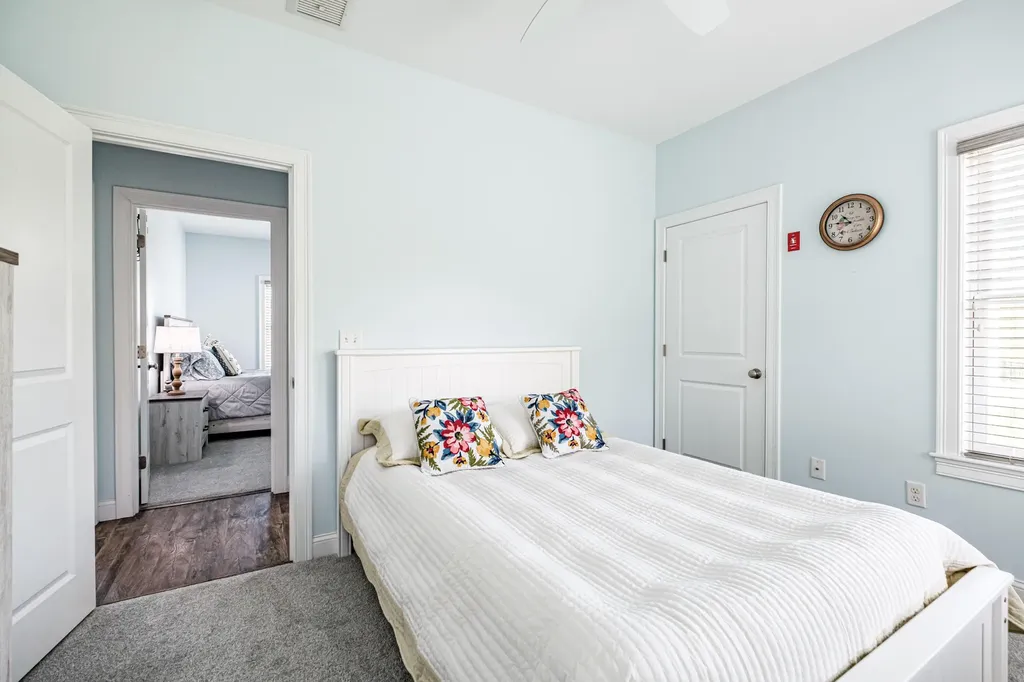 21 Adams Lane Arundel ME 04046