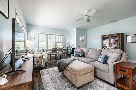 21 Adams Lane Arundel ME 04046