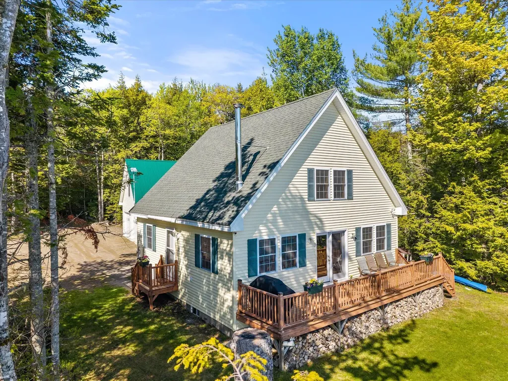 28 Jipson Drive Lincoln ME 04457
