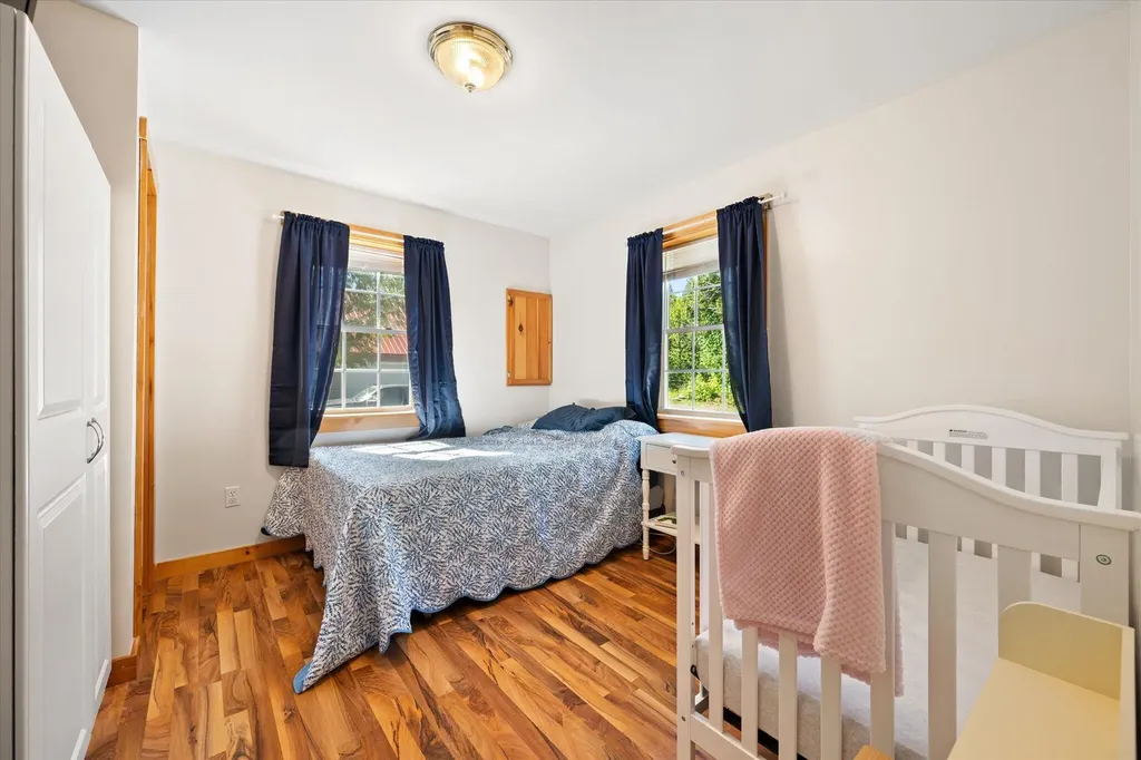 28 Jipson Drive Lincoln ME 04457