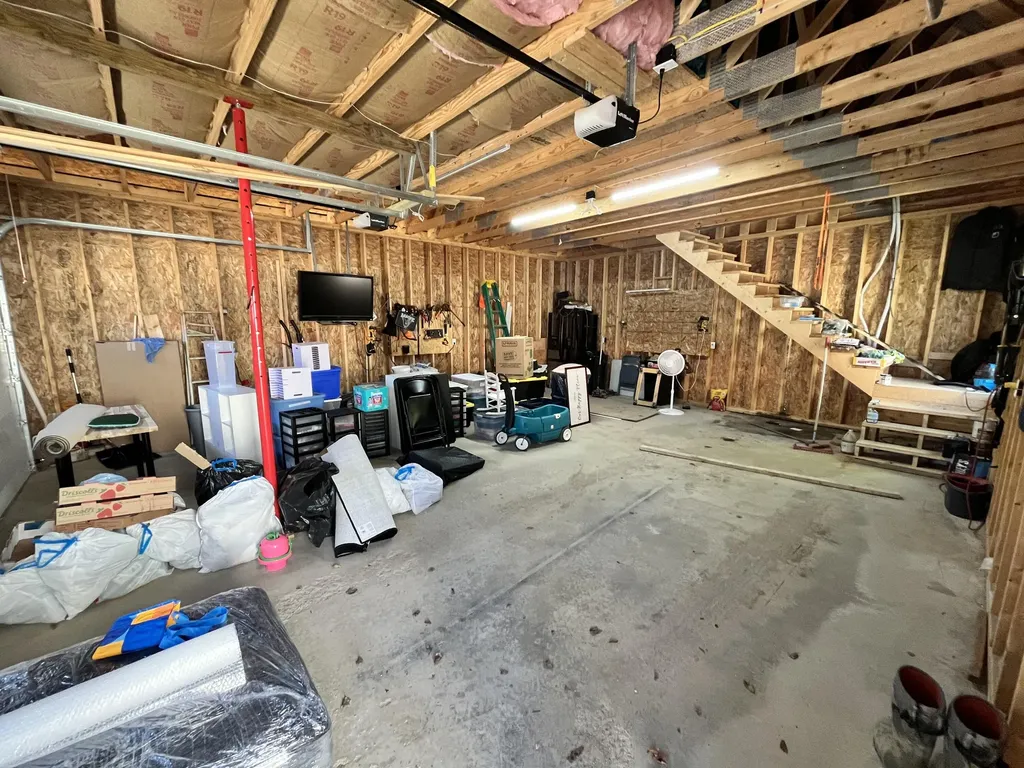 28 Jipson Drive Lincoln ME 04457